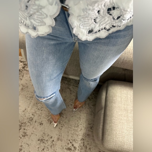 New💙 Vintage-Inspired top - Picture 4 of 7